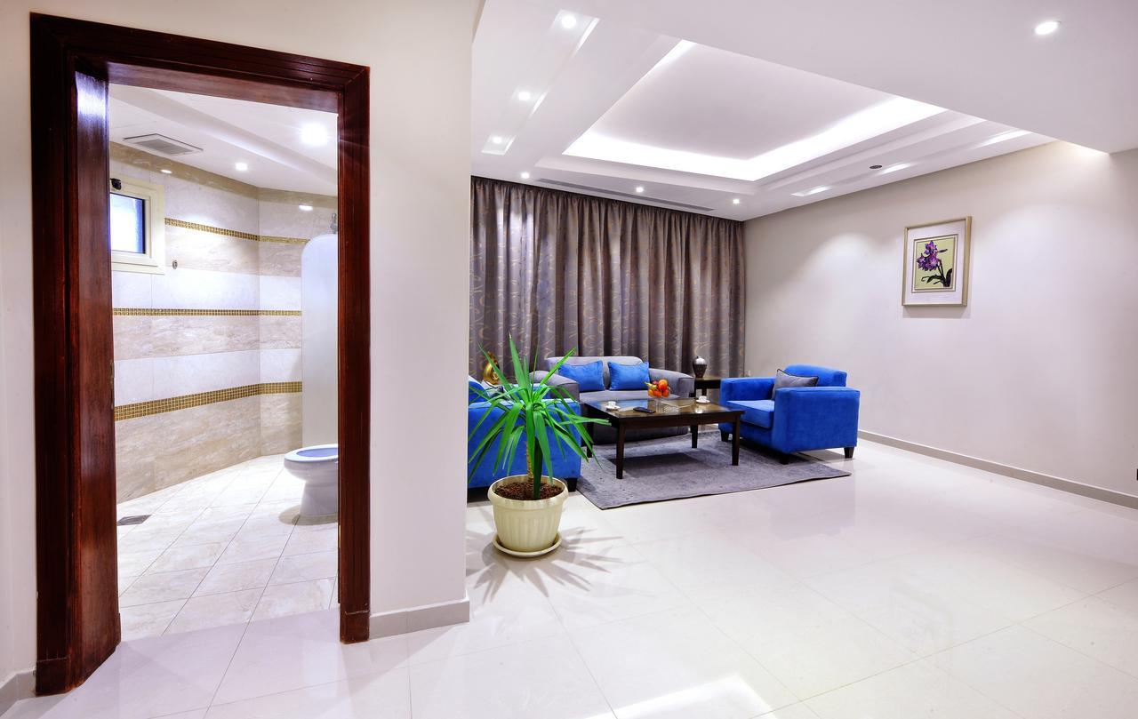 Auris Al Fanar Suites Рияд Екстериор снимка