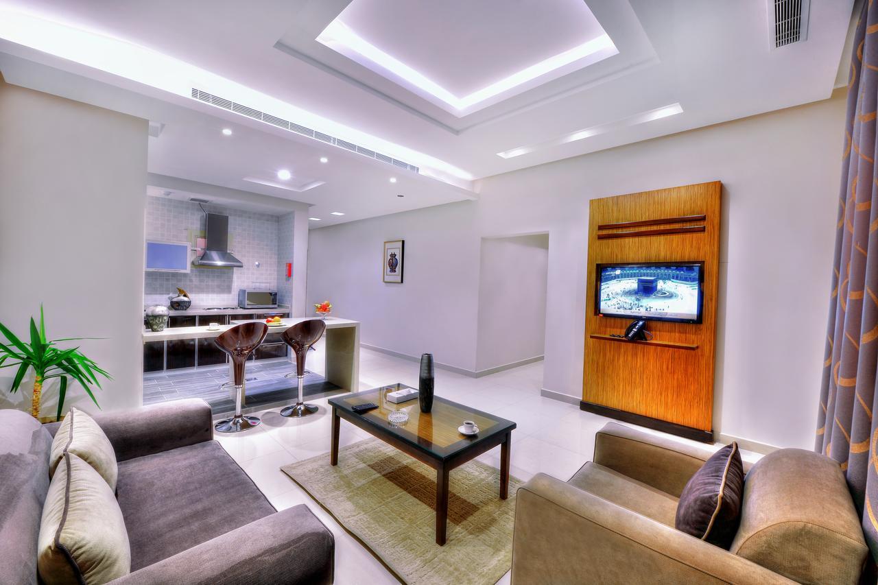 Auris Al Fanar Suites Рияд Екстериор снимка