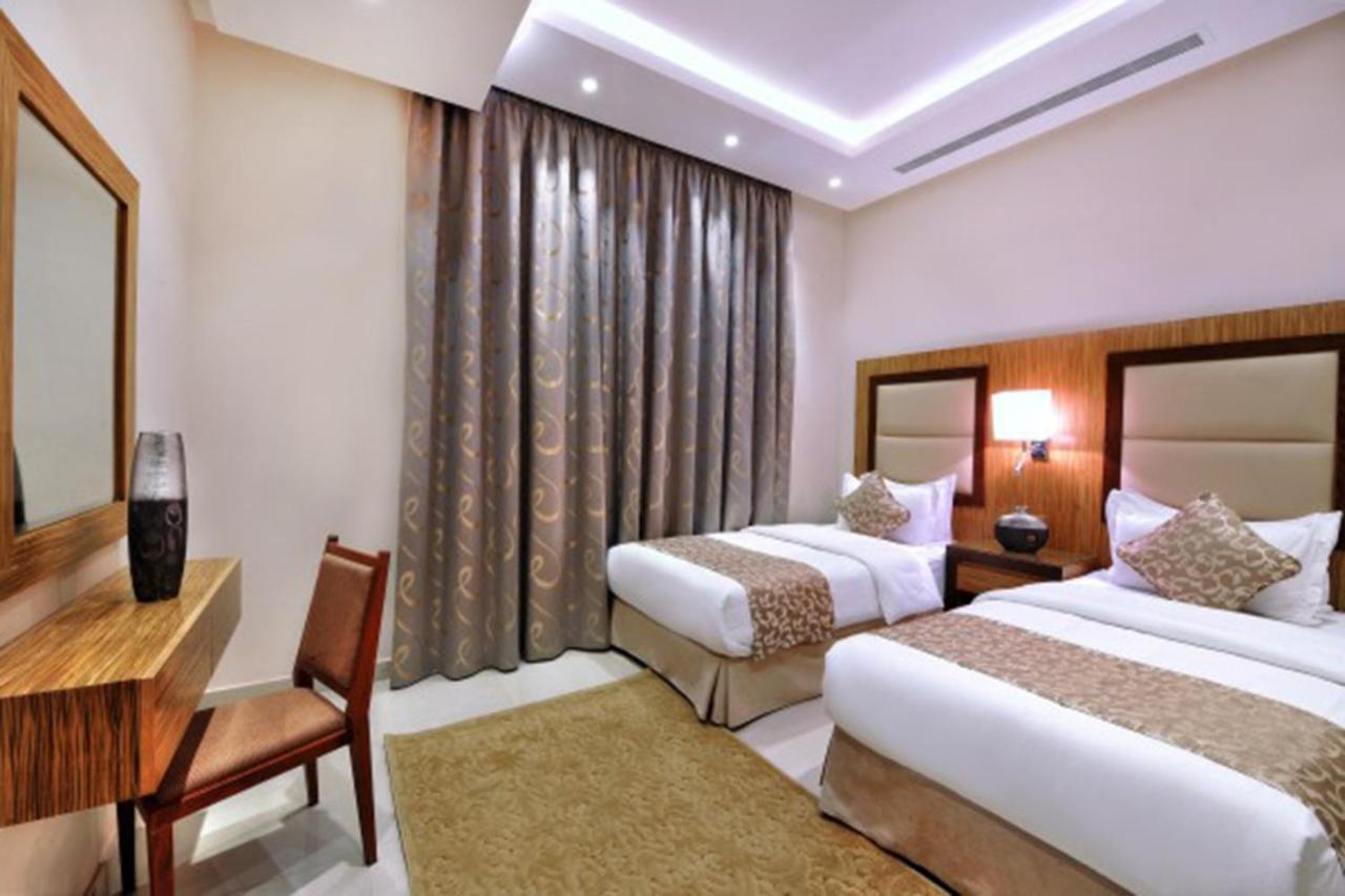 Auris Al Fanar Suites Рияд Екстериор снимка